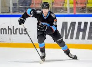 Шайба форварда «Динамо-Шинника» Капустина заняла 8-е место в топ-10 голов марта в МХЛ