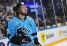 «Лукашенко и его шпиц Умка откровенно скучали». Михаил Зислис — о стартовом поражении минского «Динамо» от «Ак Барса»