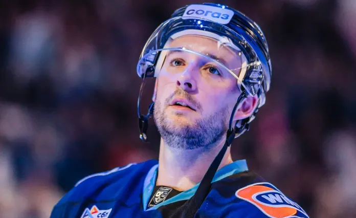 «Он и во втором не играл. Вы не смотрели хоккей?» Дмитрий Квартальнов — о Райане Спунере