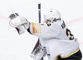 Стала известна зарплата белорусского вратаря по новому контракту с «Адмиралом»