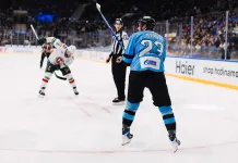 «Спится тревожненько, но напряжение приятное». Андрей Стась — о 1000-м матче, игре с «Ак Барсом» и болельщиках