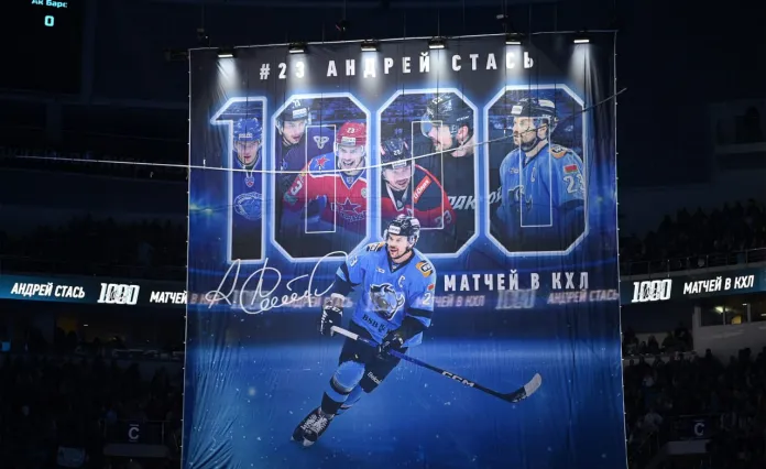 «Стоят ли эти торжества риска слить уникальный сезон в унитаз?» Квартальнов-младший — о церемонии в честь Стася