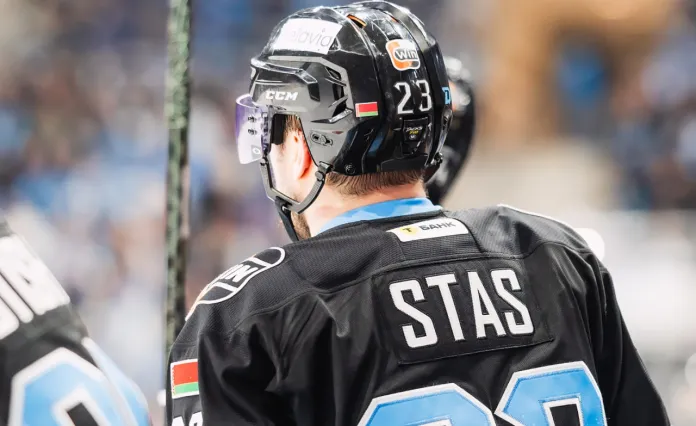 «Провести тысячу матчей на высоком уровне — это показатель профессионализма». Роман Серафимович — о 1000-й игре Андрея Стася