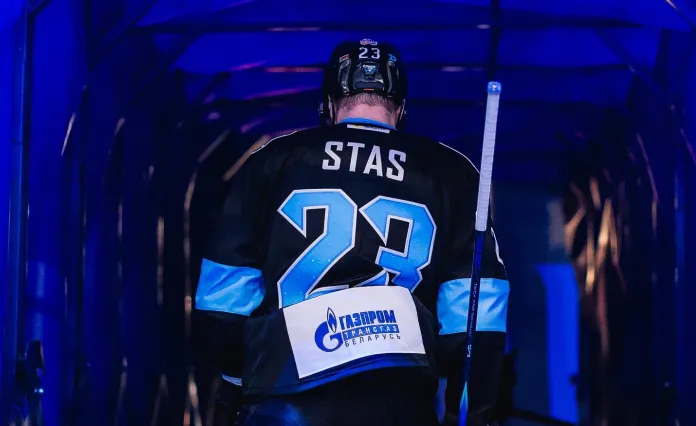 Владимир Плющев поддержал Дмитрия Квартальнова в ситуации с церемонией в честь Андрея Стася