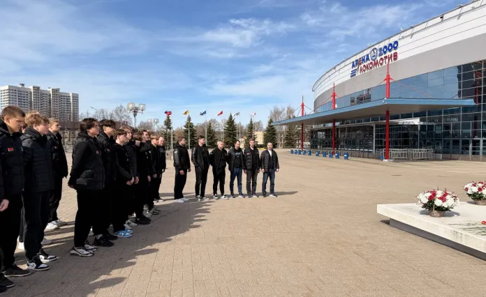 «Динамо-Шинник» почтил память погибшего «Локомотива» перед четвертьфиналом Кубка Харламова
