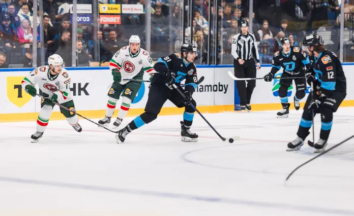 Брикун рассказал о жалобе «Ак Барса» на лёд в Минске: «Выключите свет, вы нам мешаете»