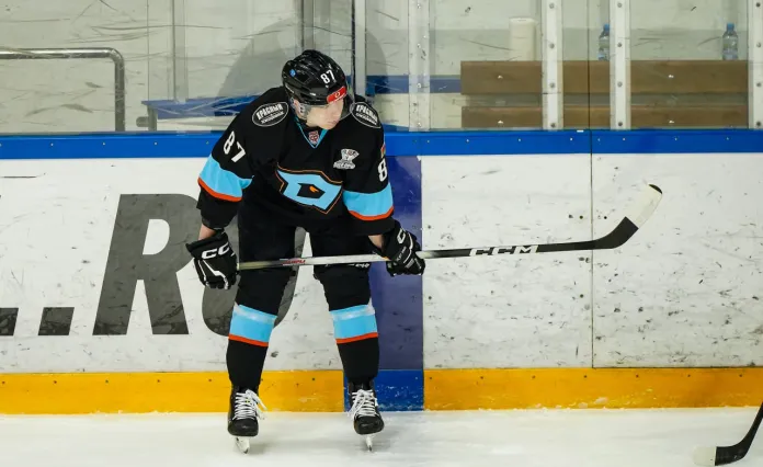 Силовой приём Богдана Белкина занял 4-е место в рейтинге МХЛ