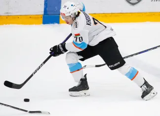 Кубок Харламова. 1/4 финала. «Динамо-Шинник» уступил «Локо» в первом матче серии. «Бобры» нанесли лишь 9 бросков