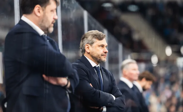 «Есть информация, что на вход стоит другой тренер». Сергей Подгорнов высказался про слухи об увольнении Дмитрия Квартальнова из минского «Динамо»