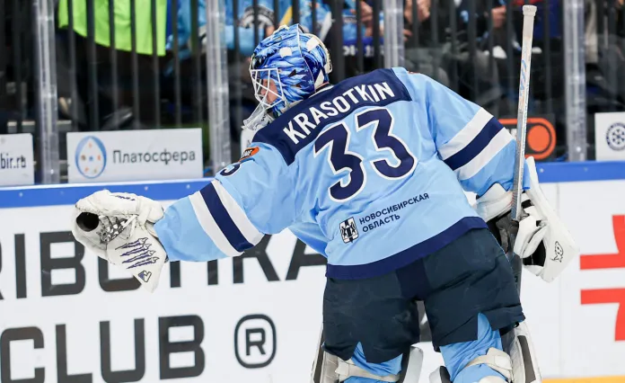 «Сибирь» подписала новые контракты с вратарями Красоткиным и Бердиным