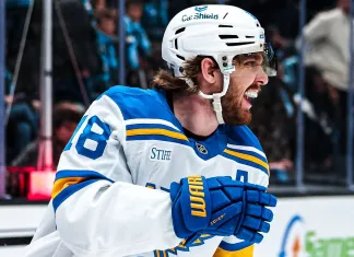 НХЛ. Хет-трики Роберта Томаса и Мэттью Савоя, Егор Шарангович с «-1», Никита Толопило остался в запасе — результаты 17 апреля