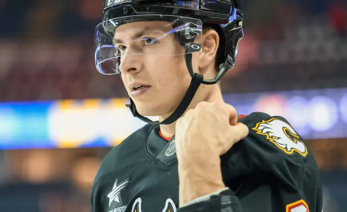 Егор Шарангович установил свой антирекорд по очкам в НХЛ