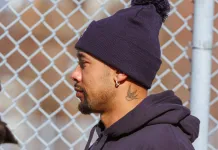 «Питтсбург» поместил Дамбу на драфт отказов. Защитник — конкурент Ильи Соловьёва