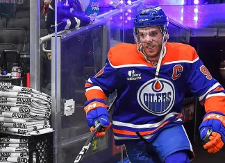 Коннор Макдэвид выиграл «Арт Росс Трофи» в шестой раз, догнав Хоу и Лемье. Рекорд Гретцки — 10