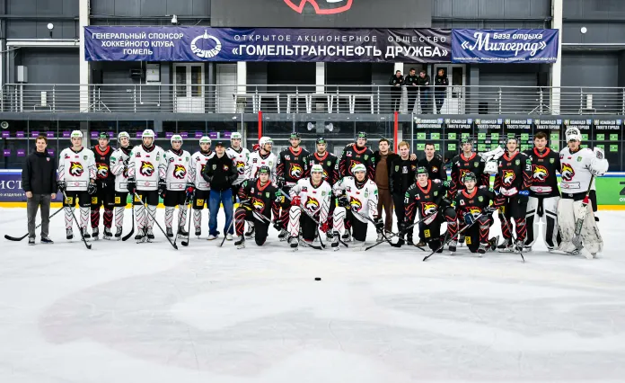 «Гомель» закрыл сезон 2025/2026 шоу-матчем и встречей с болельщиками