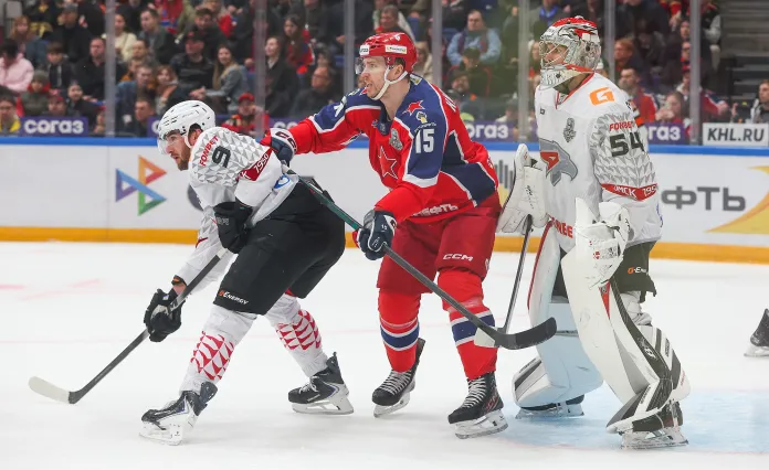 «Легенда команды». Михаил Карнаухов — об игре брата Павла за московский ЦСКА