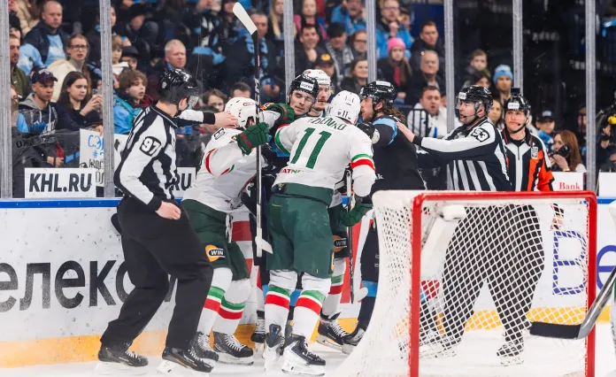 Кирилл Сафронов: Удивило «Динамо» Минск. Думал, они зацепятся в серии с «Ак Барсом»