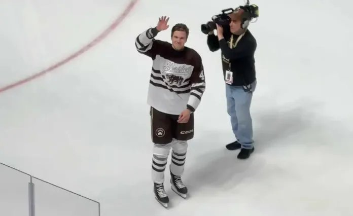 Илья Протас получил четыре награды «Херши Беарз» по итогам сезона