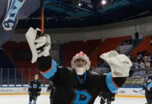 Гол Николая Салыго и сейв Евгения Прохорова попали в топ-10 моментов 1/4 финала плей-офф МХЛ