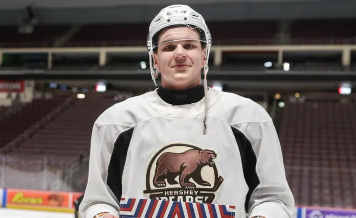 Илья Протас признан лучшим новичком АХЛ