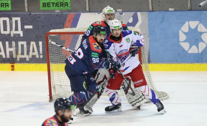 Павел Лысенков: Российский клуб скандально прибили в чемпионате Беларуси. «Славутич» откровенно плавили и засуживали