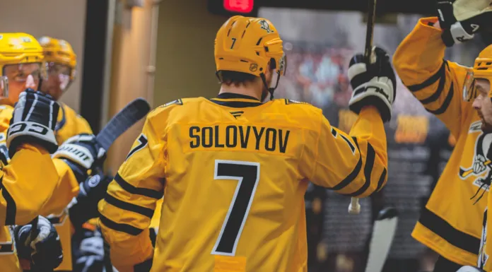 Кубок Стэнли. 1/8 финала. Соловьев дебютировал в плей-офф, а его «Питтсбург» сократил отставание в серии с «Филадельфией» Колосова