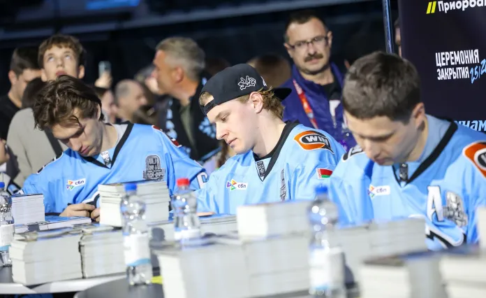 «Лучше остаться в КХЛ ещё на сезон». Эксперты «Раскатки» оценили шансы Мороза и Борикова остаться в минском «Динамо»