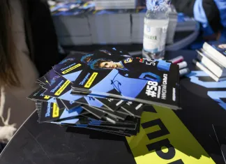 Автографы игроков минского «Динамо» появились в продаже на следующий день после церемонии закрытия сезона