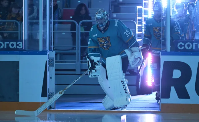 «Сочи» расторгает контракт с Самсоновым — вратарь провёл 14 матчей за полгода