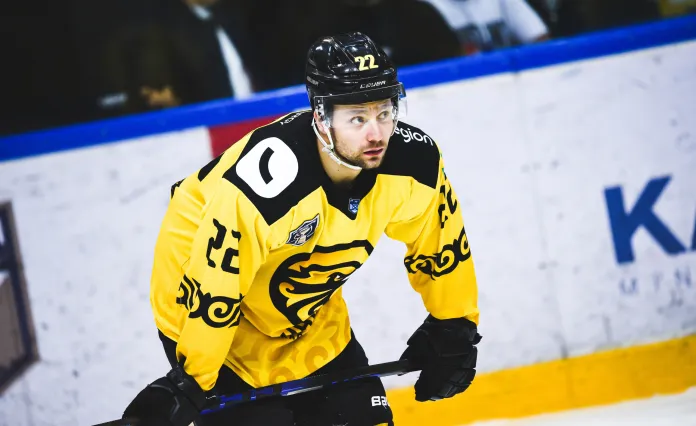 Белорусский форвард «Сарыарки» стал серебряным призером чемпионата Казахстана