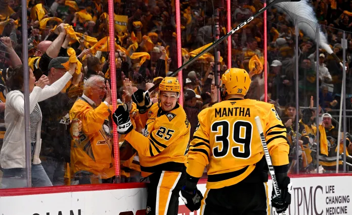 Кубок Стэнли. Второй победный матч Соловьева и его «Питтсбурга», «Вегас» в матче-триллере обыграл «Юту», Колосов остался вне заявки. Итоги 28 апреля