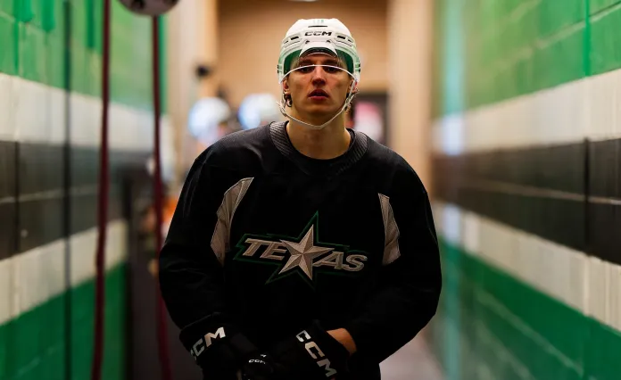 Экс-защитник минского «Динамо» может вернуться в КХЛ, Лисовец продлил контракт с «Неманом», второй победный матч Соловьева в Кубке Стэнли — все за вчера