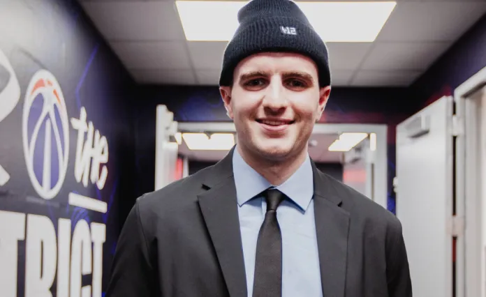 Райан Ши: Соловьёв отлично справляется на неудобной стороне. Моя задача — поддерживать его