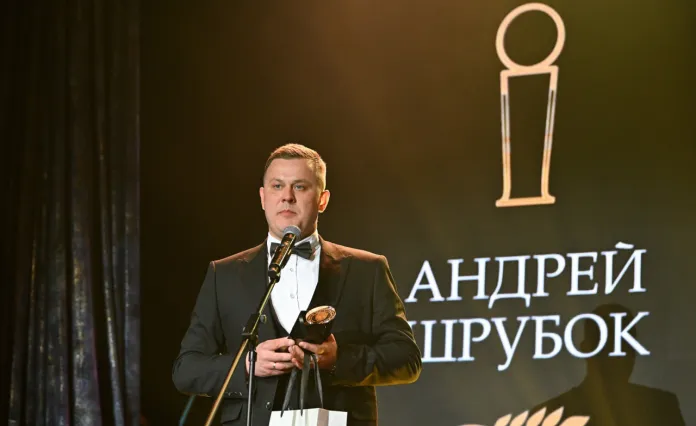 «Это было немного неожиданно». Лучший арбитр сезона Betera-Экстралиги — о своей победе