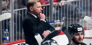 «Трактор» официально покинул главный тренер Евгений Корешков