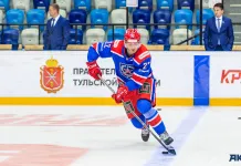 «Юность» пригласила на просмотр шведского защитника и российского нападающего