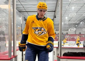 Видео: Виталий Пинчук подрался и набрал третье очко за «Нэшвилл» на Prospect Showcase
