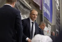 Сергей Стась: Академический хоккей был. В перерыве поговорили с ребятами, начали бросать, угрожать