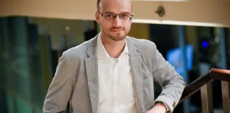 Белорусский функционер снялся с выборов главы ИИХФ