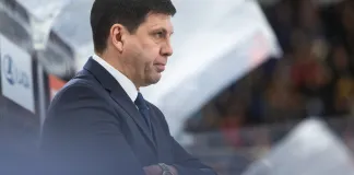 В КХЛ состоялась первая тренерская отставка