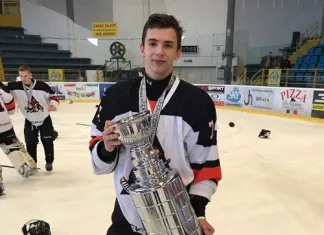 Воспитанник солигорского хоккея успешно выступает в Канаде