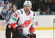 КХЛ: «Северсталь» подписала контракт с защитником «Автомобилиста» 