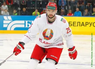 Олег Евенко: Я не боец, я — хоккеист. И приехал сюда играть в хоккей