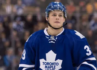 НХЛ: «Торонто» на флажке договорился с шведским нападающим о 6-летнем контракте