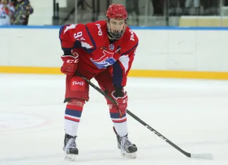 18-летний уроженец Минска набрал первое очко в КХЛ