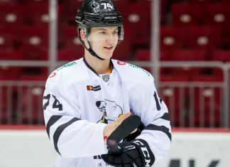 НХЛ: Два российских хоккеиста из КХЛ подписали контракты с «Нью-Йорк Рейнджерс»