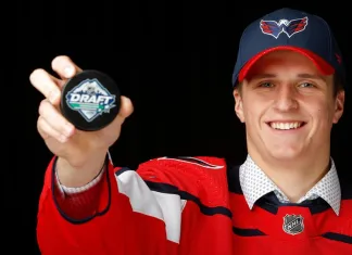 НХЛ: Белорусский нападающий подписал контракт с «Вашингтоном»