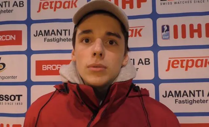 OHL: Белорусский нападающий подписал контракт с «Кингстон Фротенакс»