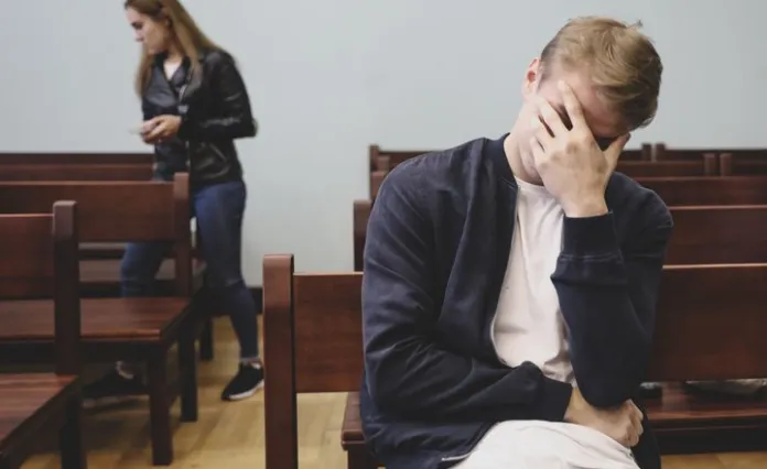 Игроки ХК «Юность-Минск», пойманные с наркотиками, получили по два года «домашней химии»