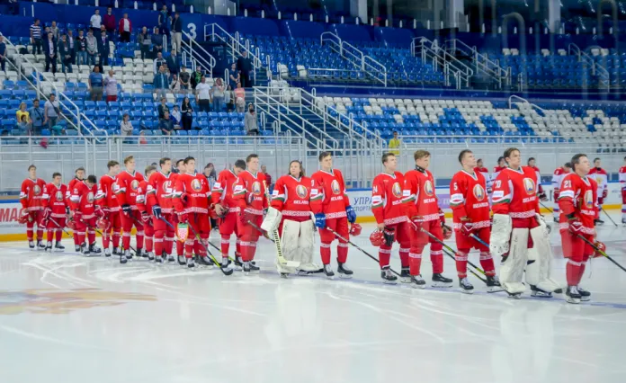 25 хоккеистов попали в заявку «U20» на Кубок Салея